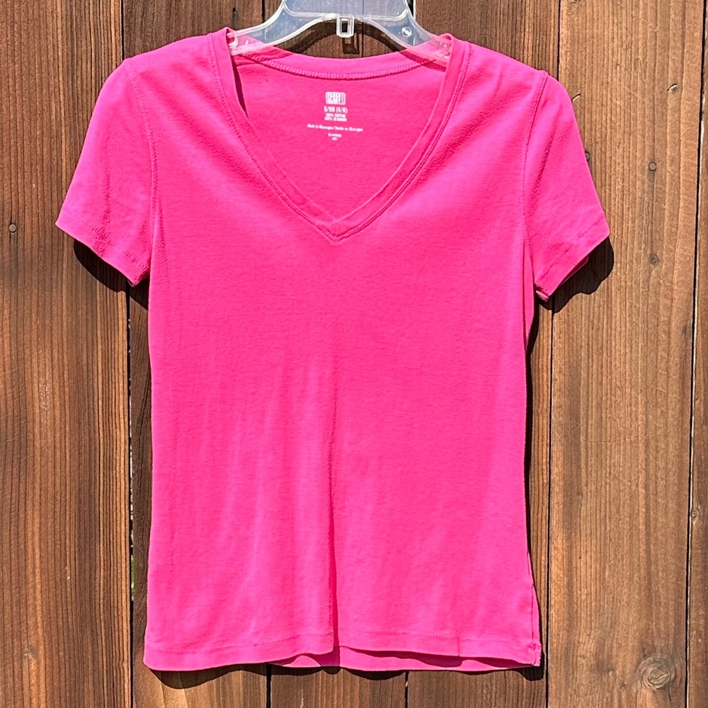 Women’s V-Neck T-Shirt by Faded Glory 90’s baby in Hot Pink 👚 SZ S EUC
